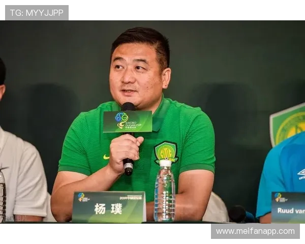 杨璞感悟足球如何深度融入西班牙人如生命般的热烈日常生活每一刻